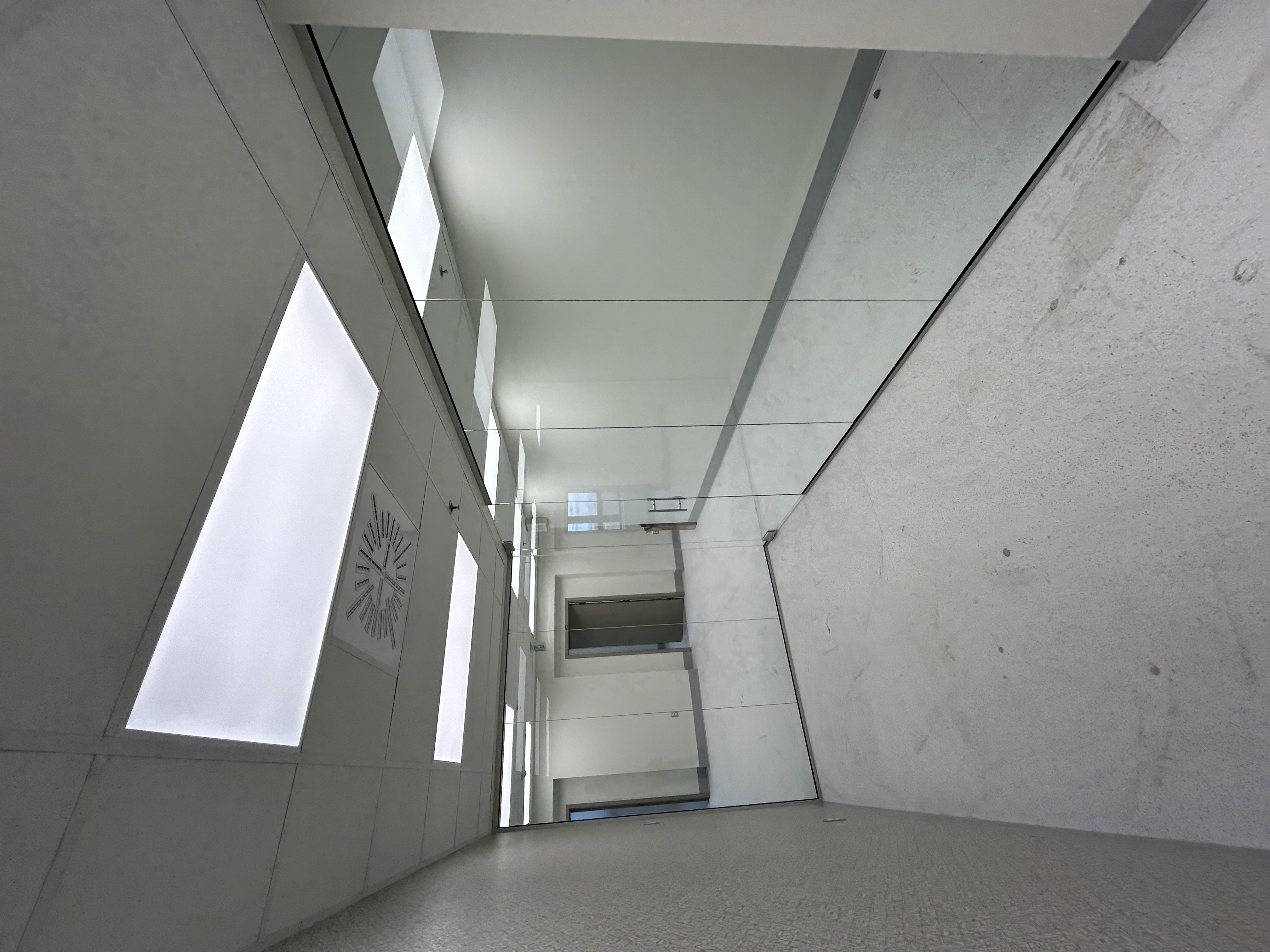 Installation cloisons vitrées bureau - Géco Vitrerie Montréal