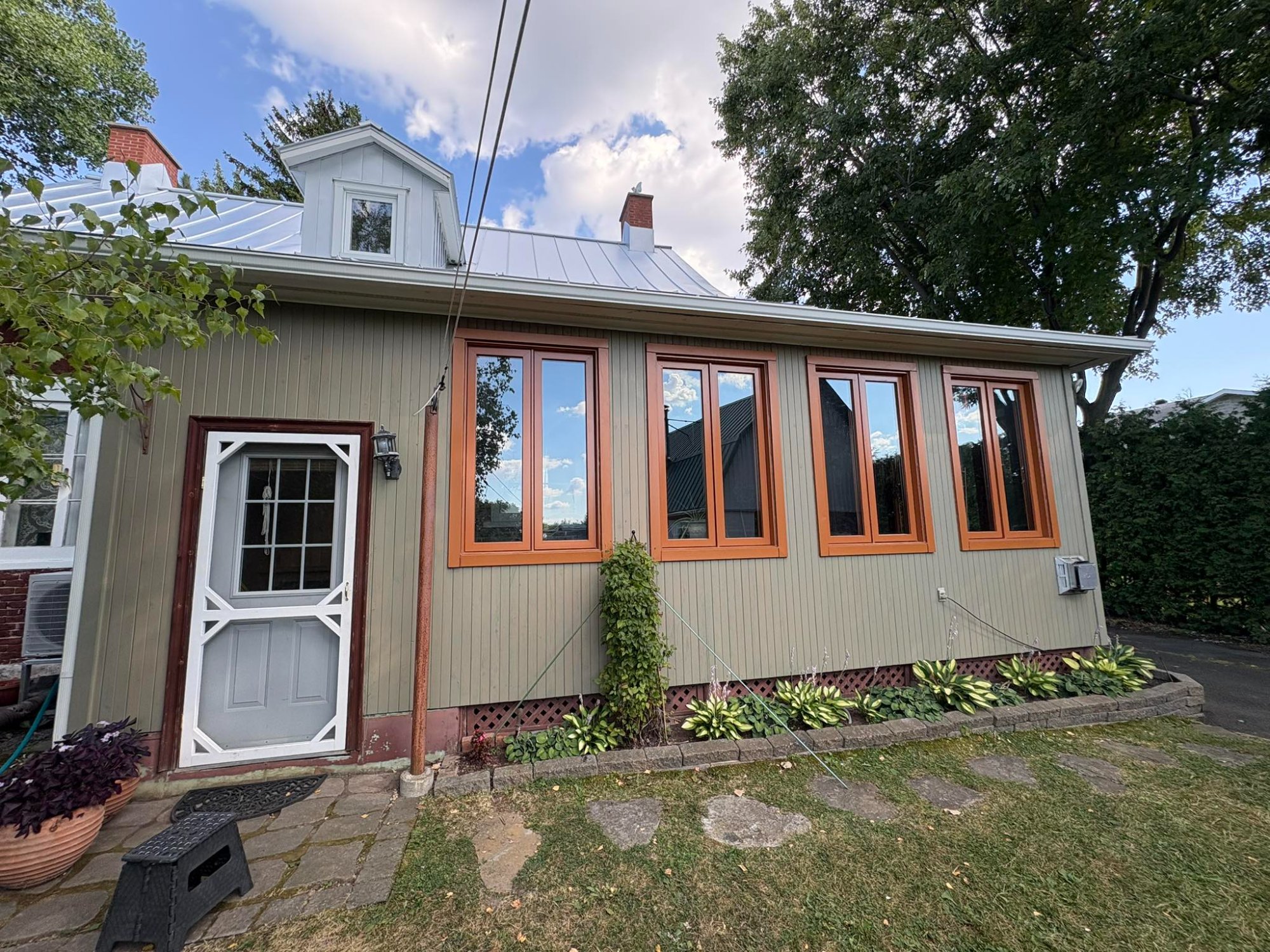 Installation portes et fenêtres résidentielles - Géco Vitrerie Montréal