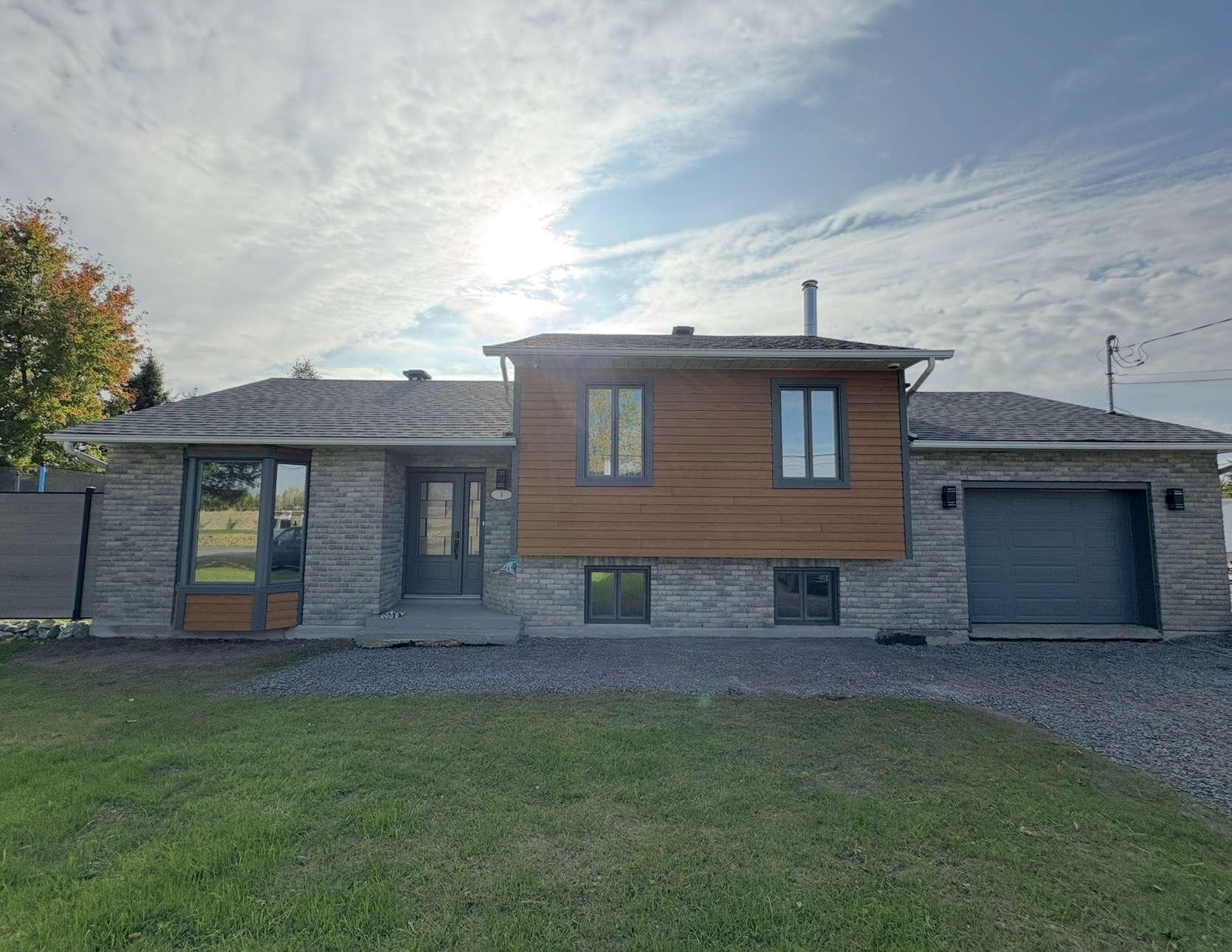Installation de portes et fenêtres résidentielles - Géco Vitrerie Montréal